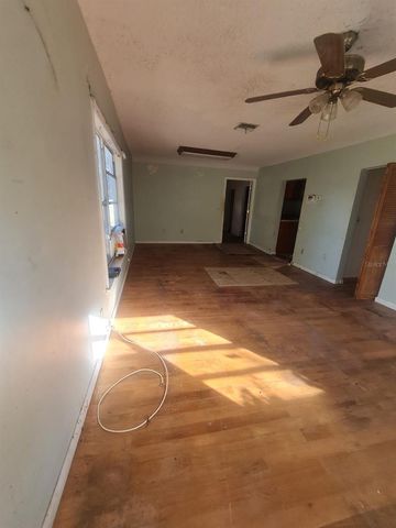 5241 67TH STREET N, St Petersburg, FL 33709