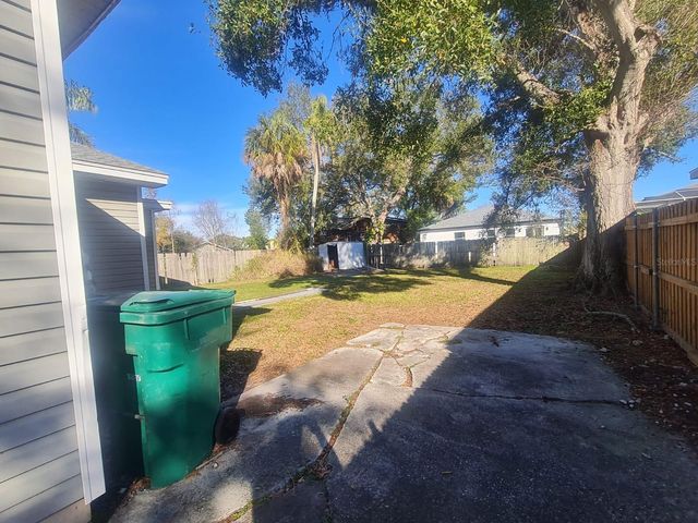 5241 67TH STREET N, St Petersburg, FL 33709