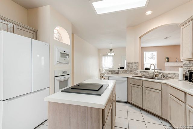 3623 Horsemint, San Antonio, TX 78247