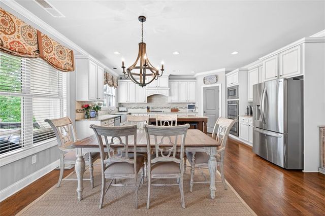 1906 Skybrooke Lane, Hoschton, GA 30548