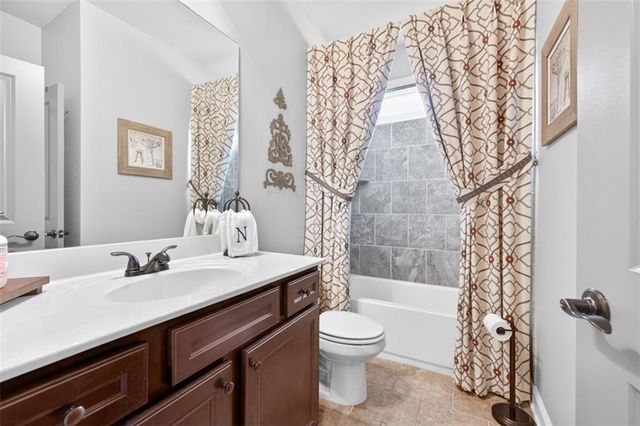 1906 Skybrooke Lane, Hoschton, GA 30548
