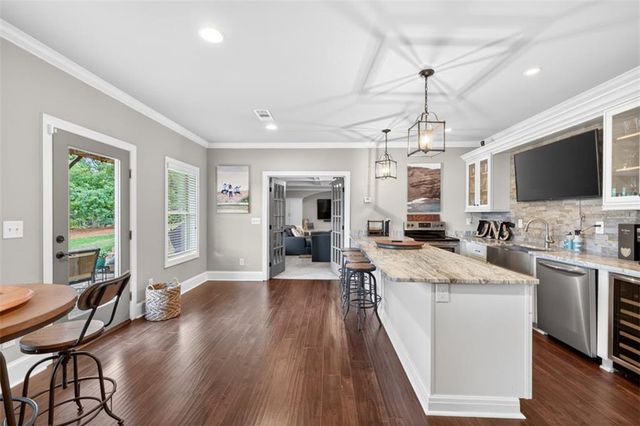 1906 Skybrooke Lane, Hoschton, GA 30548