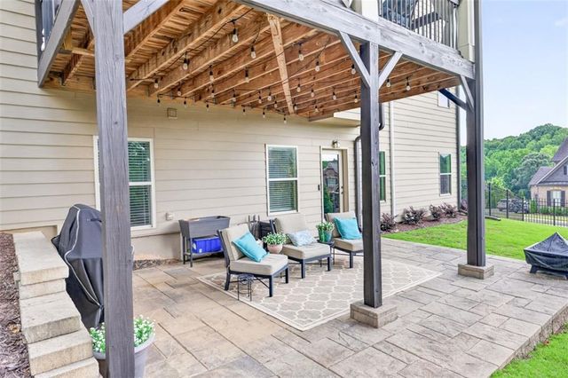 1906 Skybrooke Lane, Hoschton, GA 30548