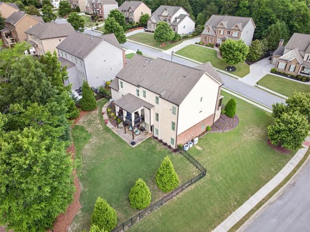 1906 Skybrooke Lane, Hoschton, GA 30548