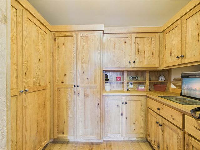 17589 Pleasant View Road, Rogers, AR 72756