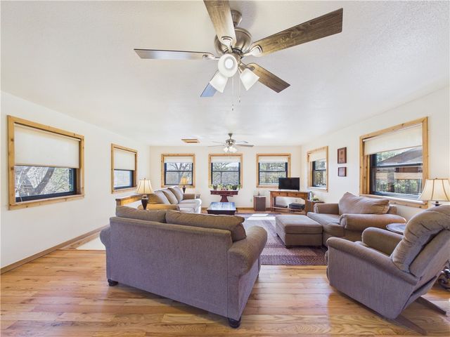 17589 Pleasant View Road, Rogers, AR 72756