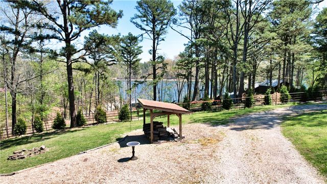 17589 Pleasant View Road, Rogers, AR 72756