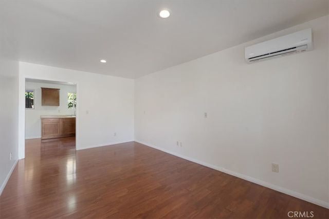 22521 Victory Boulevard B, West Hills, CA 91307