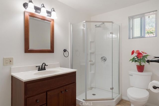 22521 Victory Boulevard B, West Hills, CA 91307