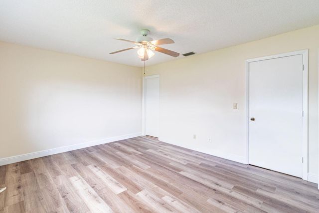 1402 Wharf Lane, Greenacres, FL 33463