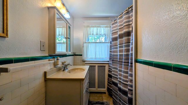 333 W RIDLEY AVE, Ridley Park, PA 19078