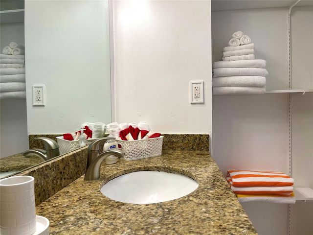 19370 Collins Avenue, Sunny Isles Beach, FL 33160