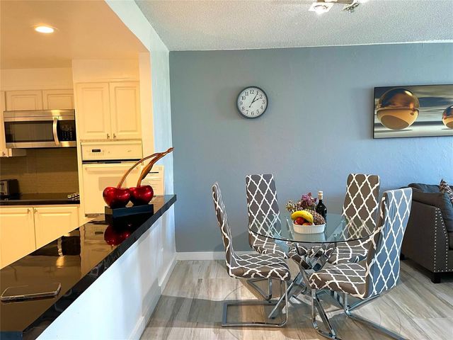 19370 Collins Avenue, Sunny Isles Beach, FL 33160