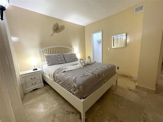 19370 Collins Avenue, Sunny Isles Beach, FL 33160