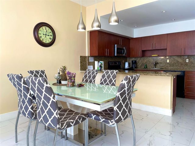 19370 Collins Avenue, Sunny Isles Beach, FL 33160