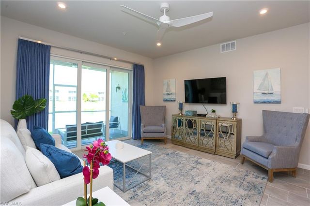4709 Arboretum CIR 101, Naples, FL 34112