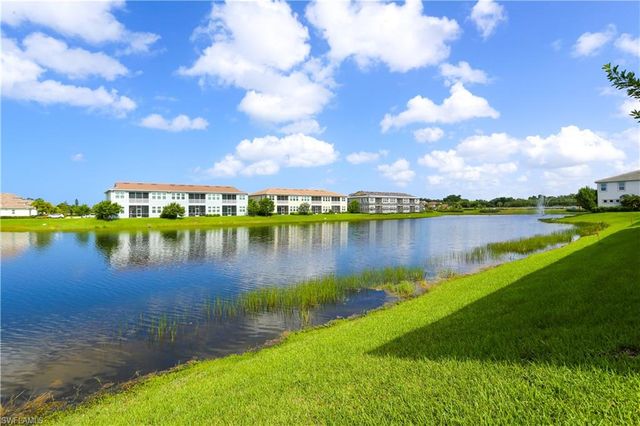 4709 Arboretum CIR 101, Naples, FL 34112