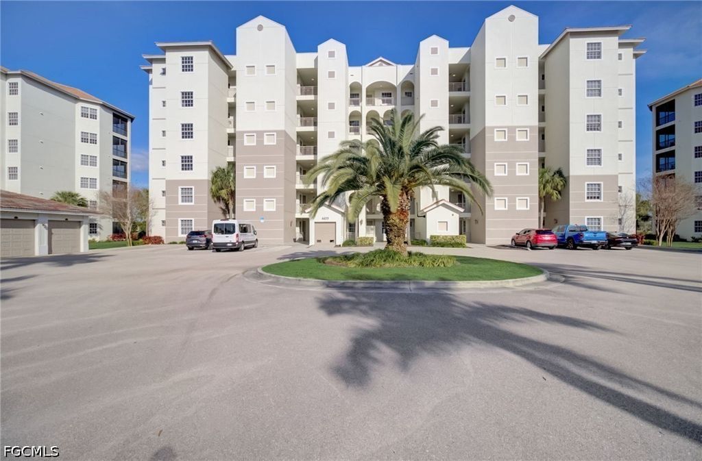 4471 Dalmahoy CT 101, Fort Myers, FL 33916