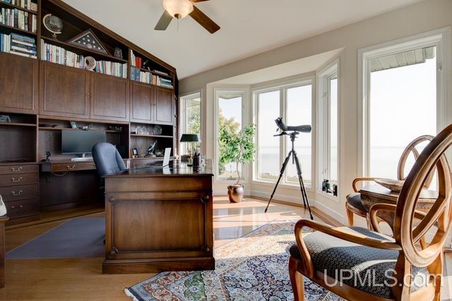 2186 10th Street, Menominee, MI 49858