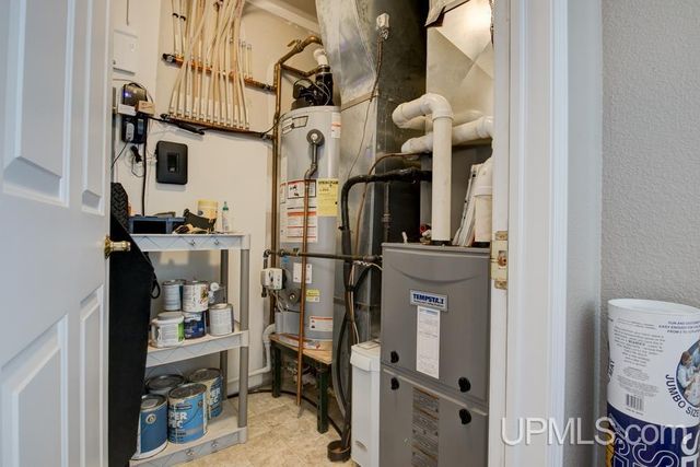 2186 10th Street, Menominee, MI 49858