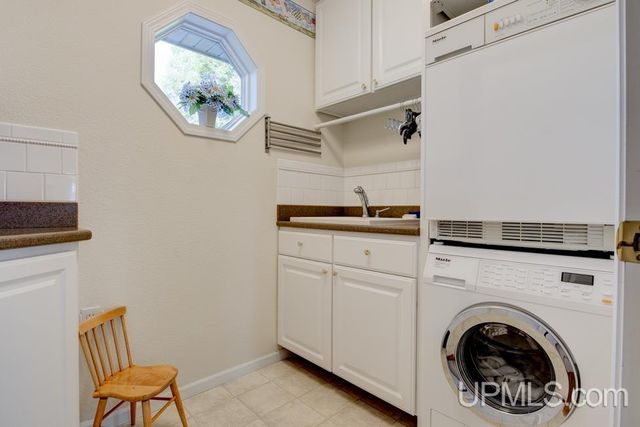 2186 10th Street, Menominee, MI 49858