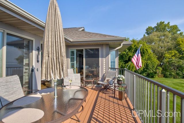 2186 10th Street, Menominee, MI 49858