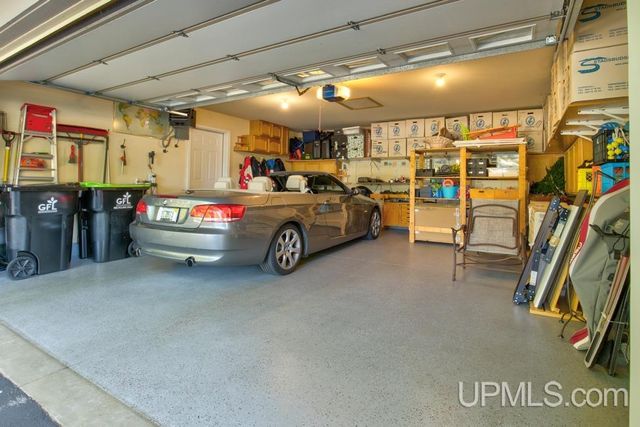 2186 10th Street, Menominee, MI 49858