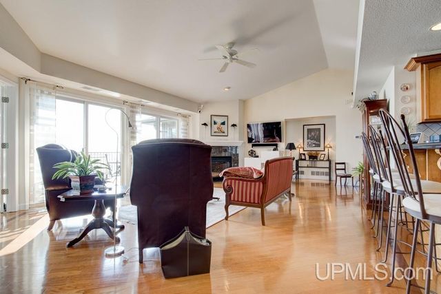 2186 10th Street, Menominee, MI 49858