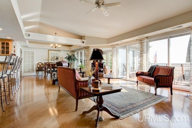 2186 10th Street, Menominee, MI 49858