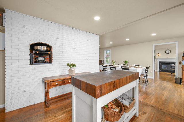 16 Old Toll Road, West Barnstable, MA 02668