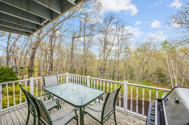 16 Old Toll Road, West Barnstable, MA 02668