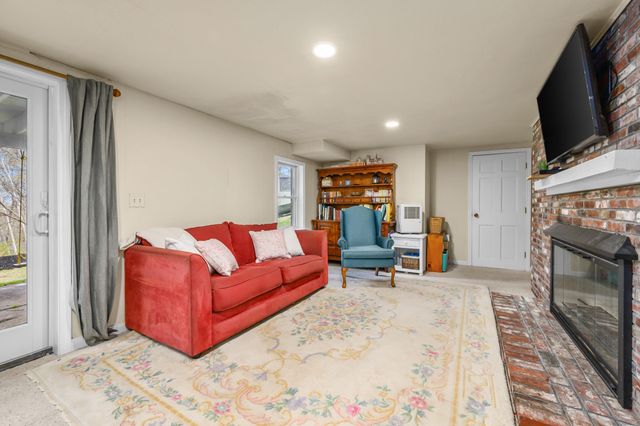 16 Old Toll Road, West Barnstable, MA 02668