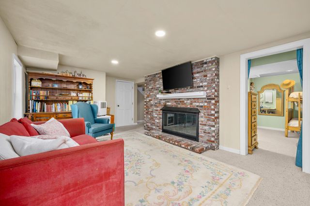 16 Old Toll Road, West Barnstable, MA 02668