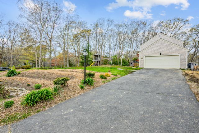 16 Old Toll Road, West Barnstable, MA 02668