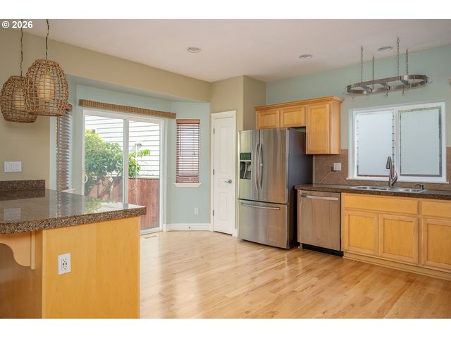 3789 Nw 4TH Ave, Hillsboro, OR 97124