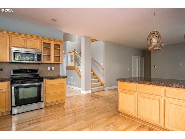 3789 Nw 4TH Ave, Hillsboro, OR 97124