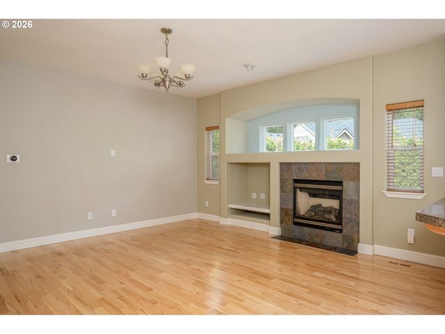3789 Nw 4TH Ave, Hillsboro, OR 97124