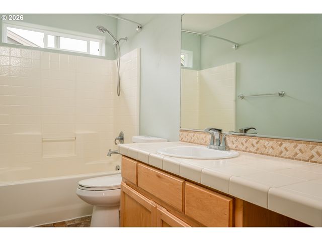 3789 Nw 4TH Ave, Hillsboro, OR 97124
