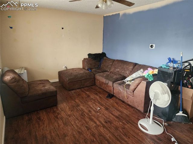 6740 Fielding Circle, Colorado Springs, CO 80911