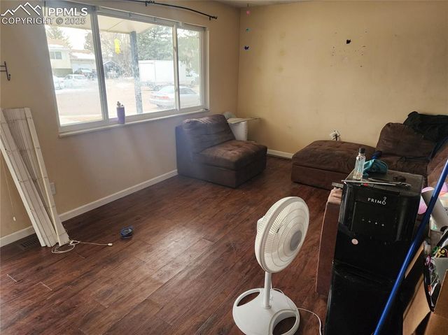 6740 Fielding Circle, Colorado Springs, CO 80911