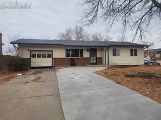 6740 Fielding Circle, Colorado Springs, CO 80911