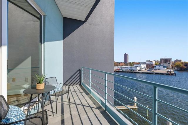 40 Rader St Apt 403, Norfolk, VA 23510