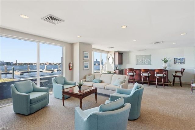 40 Rader St Apt 403, Norfolk, VA 23510