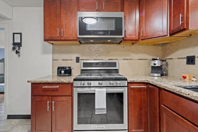 24 Helena St, Ludlow, MA 01056