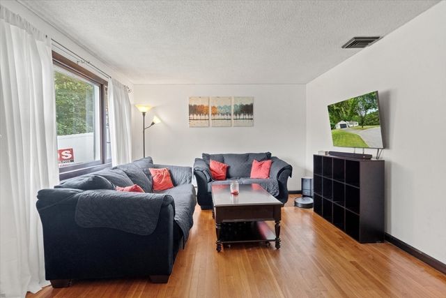 24 Helena St, Ludlow, MA 01056