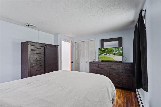 24 Helena St, Ludlow, MA 01056