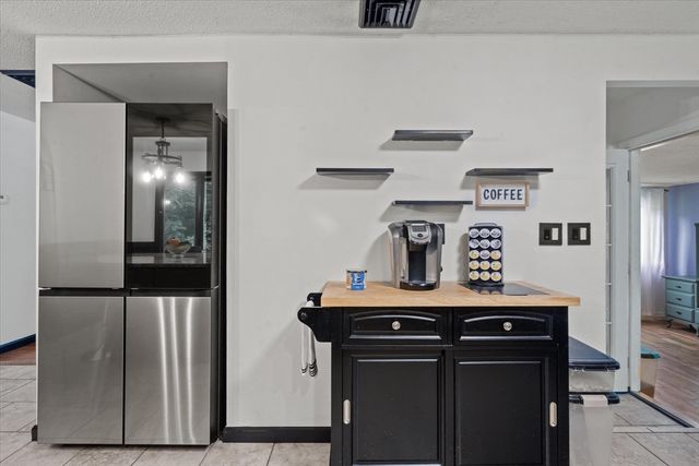24 Helena St, Ludlow, MA 01056
