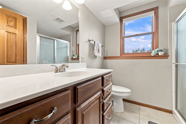 805 SE Trilein Drive, Ankeny, IA 50021
