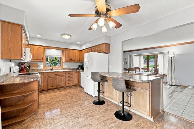 805 SE Trilein Drive, Ankeny, IA 50021
