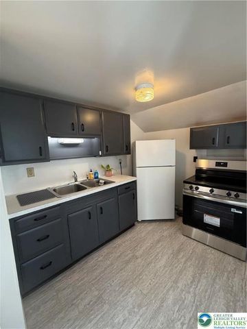 1907 Willow Park Road B, Bethlehem Twp, PA 18020